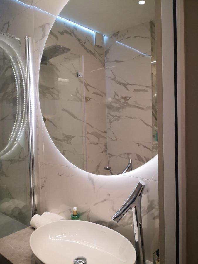 Fortuna Luxury Rooms 1 斯普利特 外观 照片