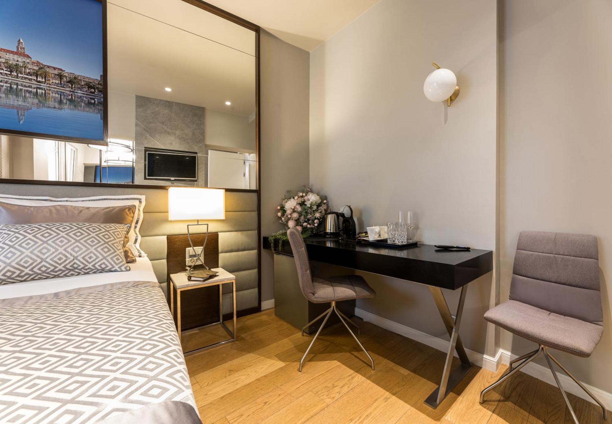 Fortuna Luxury Rooms 1 斯普利特 外观 照片