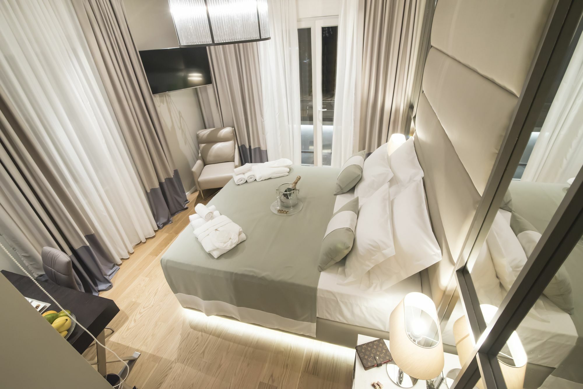 Fortuna Luxury Rooms 1 斯普利特 外观 照片